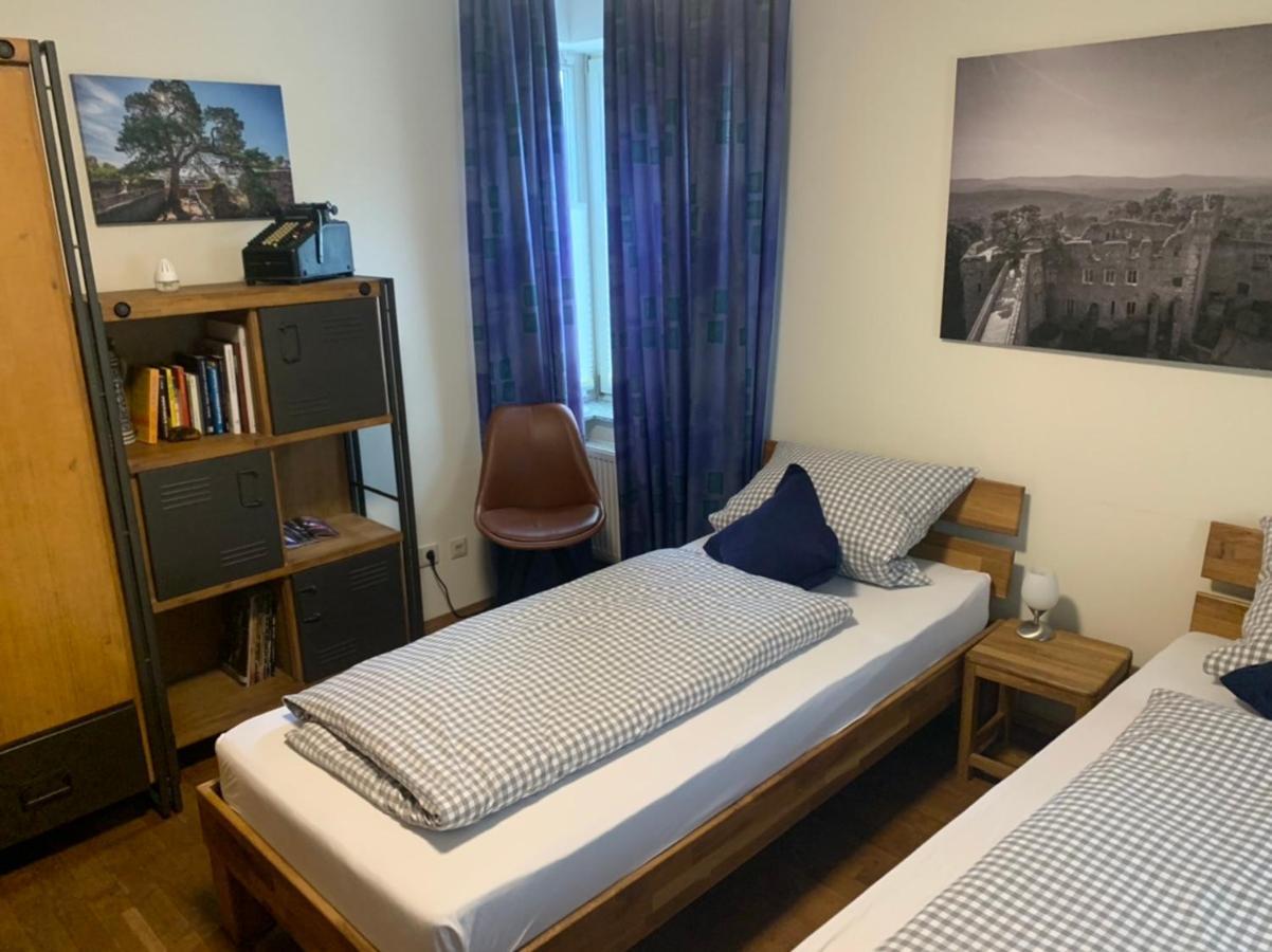 בנסהיים Doppelzimmer מראה חיצוני תמונה