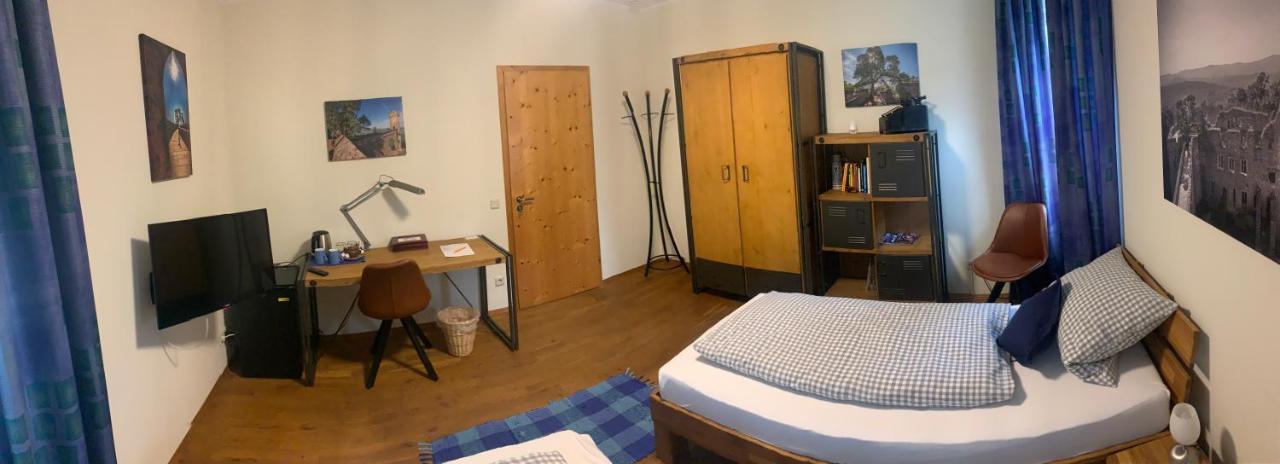 בנסהיים Doppelzimmer מראה חיצוני תמונה